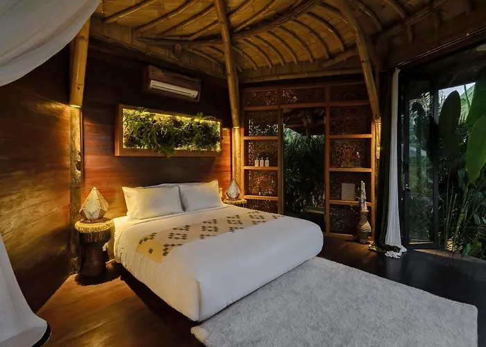 Earthship Eco * Убуд