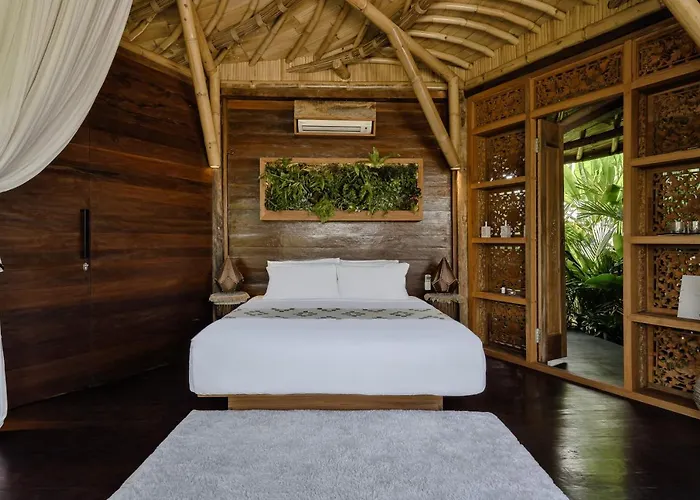 Earthship Eco *