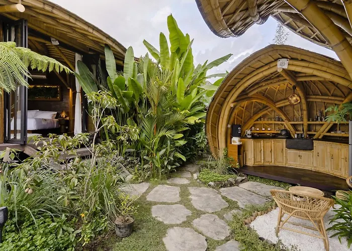 Вилла Earthship Eco Убуд