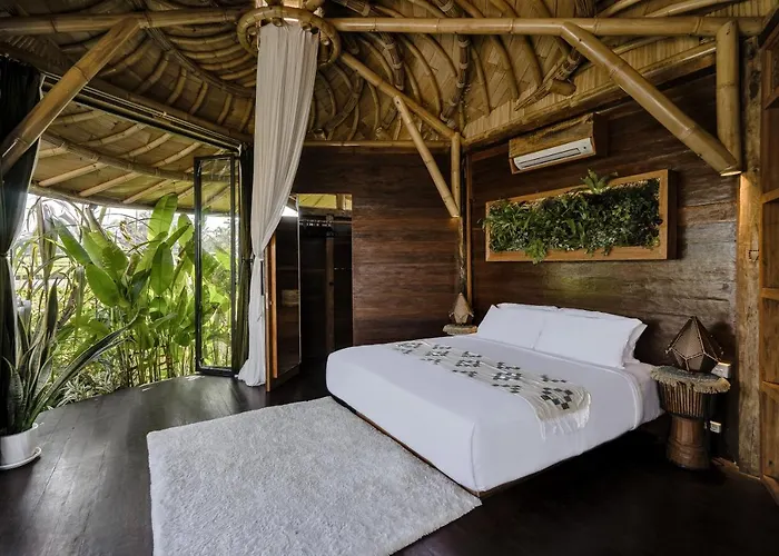 Earthship Eco Вилла
