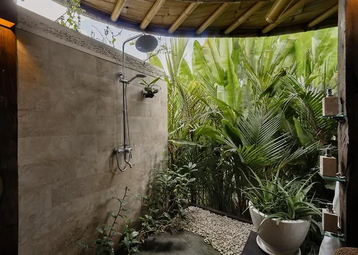 Вилла Earthship Eco
