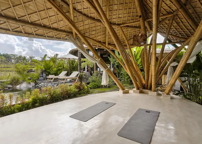 Вилла Earthship Eco
